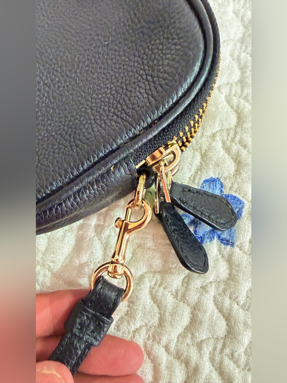 Coach Black Pebbled Leather Wristlet with Gold-Tone Hardware and Zip-Up Closure - Picture 7 of 9